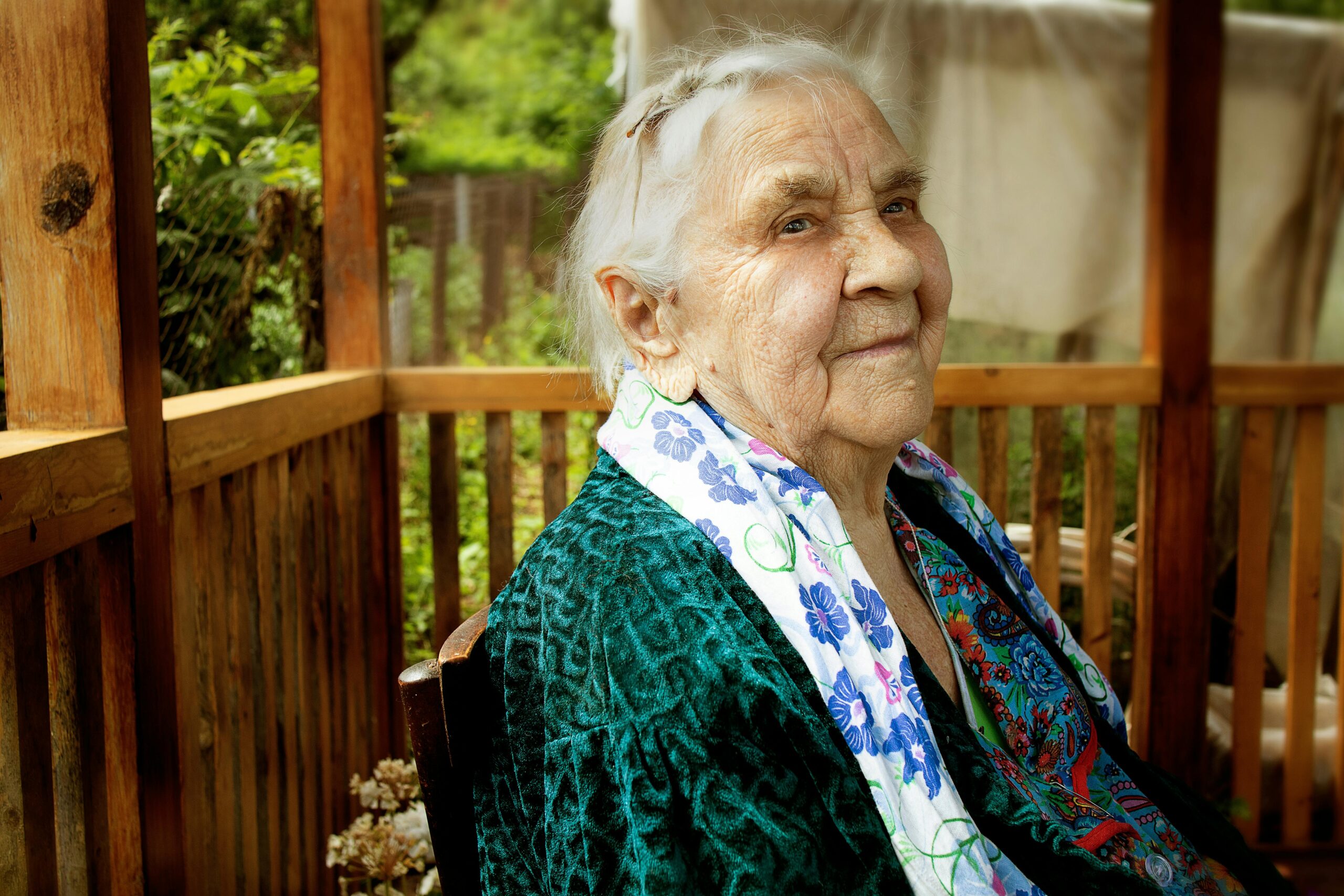 AI in Elder Care Solutions: Revolutionizing Senior Support - 2024